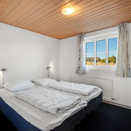 Nyaraló Gytha - 75m From The Sea By Interhome