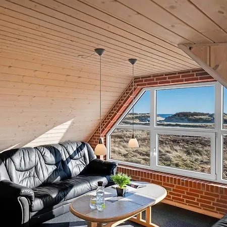 Gytha - 75m From The Sea By Interhome *